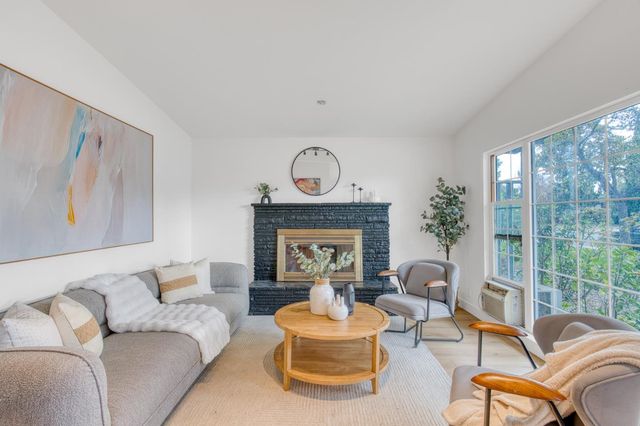 2035 Jackson Street, Santa Clara, CA 95050