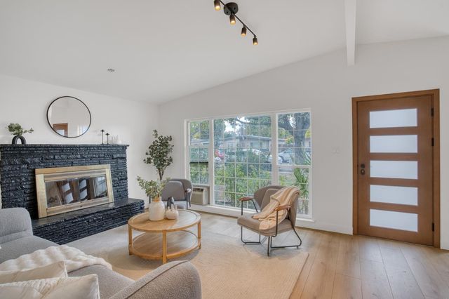 2035 Jackson Street, Santa Clara, CA 95050