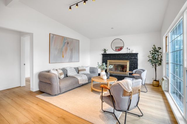 2035 Jackson Street, Santa Clara, CA 95050