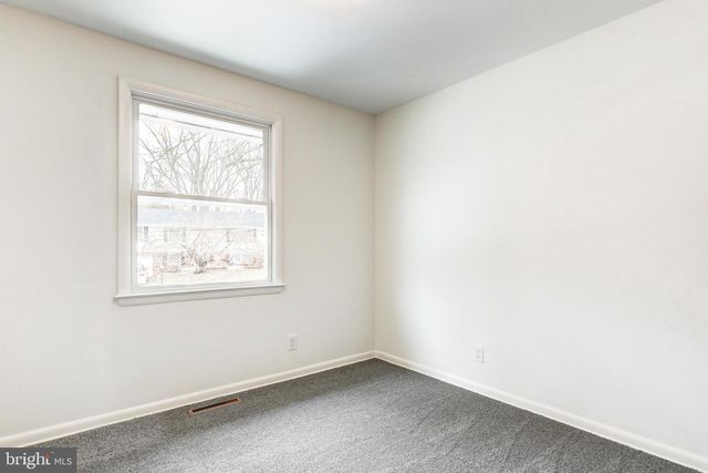 218 COLONIAL DR, Warminster, PA 18974