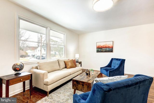 218 COLONIAL DR, Warminster, PA 18974