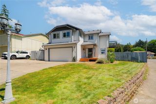 414 N 3rd Place, Kalama, WA 98625