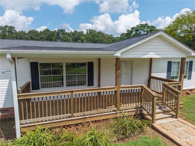 503 Mulliken Road, Central, SC 29630