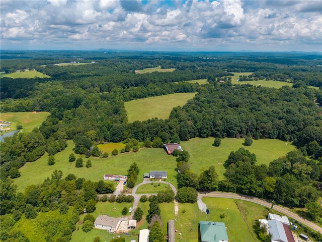 503 Mulliken Road, Central, SC 29630