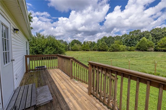 503 Mulliken Road, Central, SC 29630