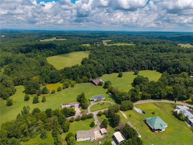 503 Mulliken Road, Central, SC 29630
