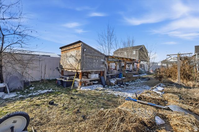 3842 S 5675 W, Hooper, UT 84315