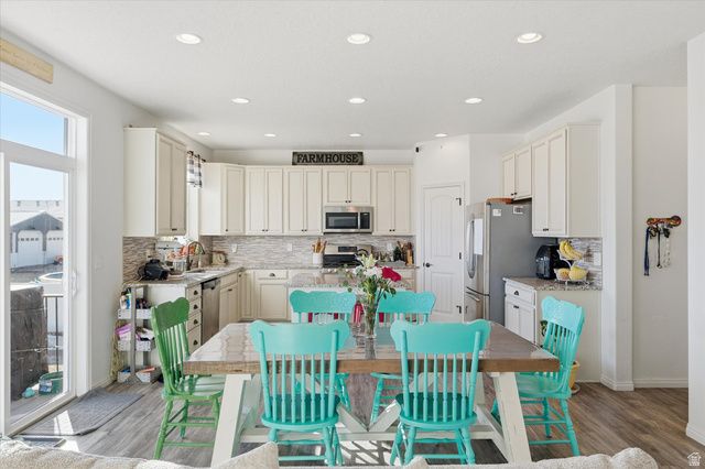 3842 S 5675 W, Hooper, UT 84315