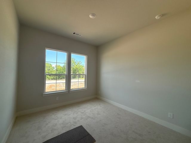 701 Water Side Drive, Van Alstyne, TX 75495