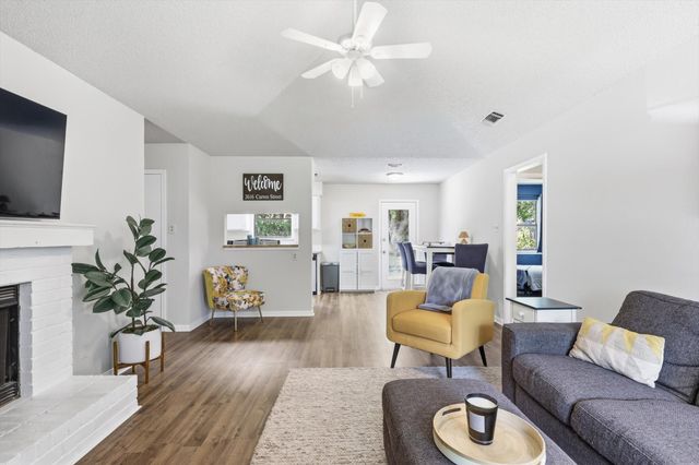 2616 Carten Street, Fort Worth, TX 76112