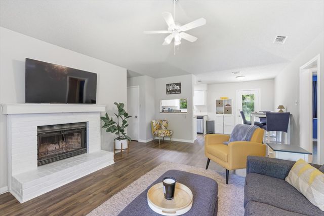 2616 Carten Street, Fort Worth, TX 76112