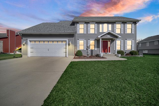 608 Dakota Drive, Lowell, IN 46356
