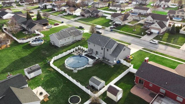 608 Dakota Drive, Lowell, IN 46356