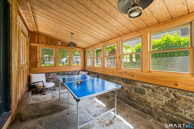 45 Huntington Avenue, Norwich, CT 06360