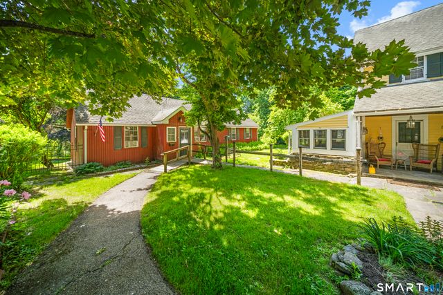 45 Huntington Avenue, Norwich, CT 06360
