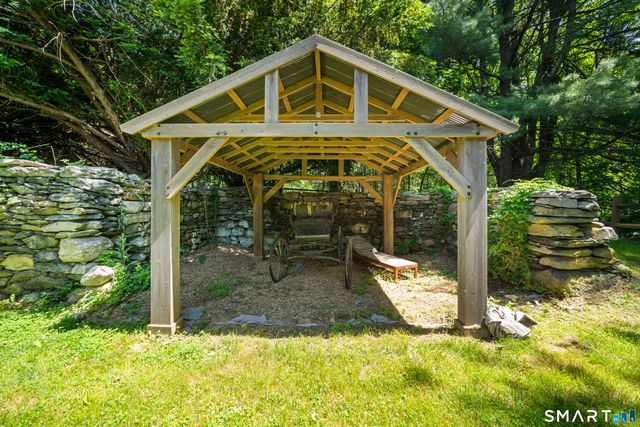 45 Huntington Avenue, Norwich, CT 06360