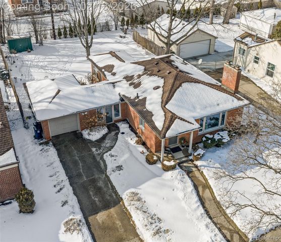 3115 Benjamin Avenue, Royal Oak, MI 48073