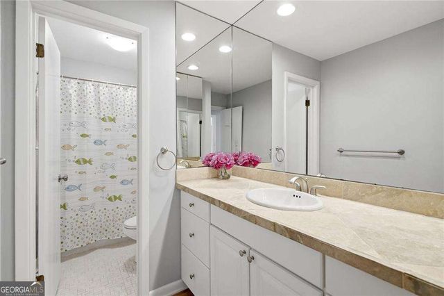 4411 Kings Way NE, Marietta, GA 30067