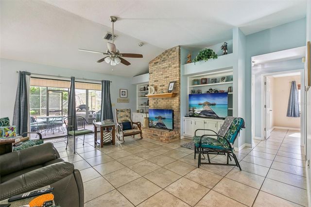 4 BASS LAKE DRIVE, Debary, FL 32713