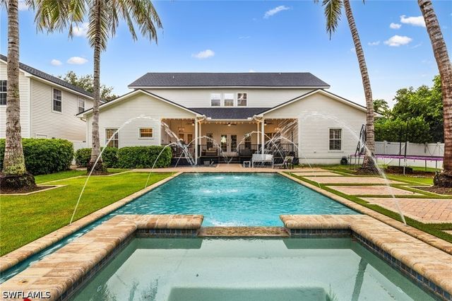 20661 Tanglewood LN, Estero, FL 33928