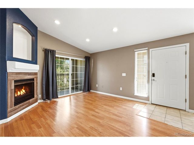 10070 E Carolina Dr 202, Denver, CO 80247