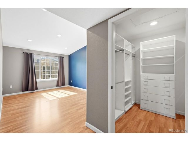 10070 E Carolina Dr 202, Denver, CO 80247