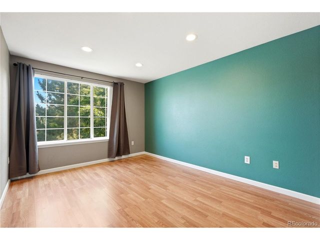 10070 E Carolina Dr 202, Denver, CO 80247
