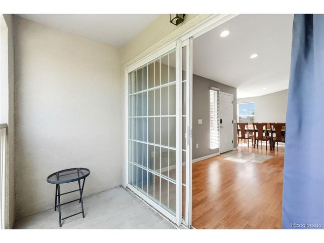 10070 E Carolina Dr 202, Denver, CO 80247