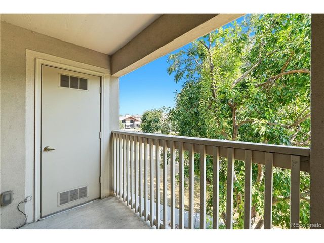10070 E Carolina Dr 202, Denver, CO 80247