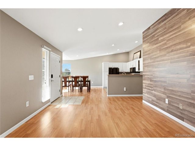 10070 E Carolina Dr 202, Denver, CO 80247