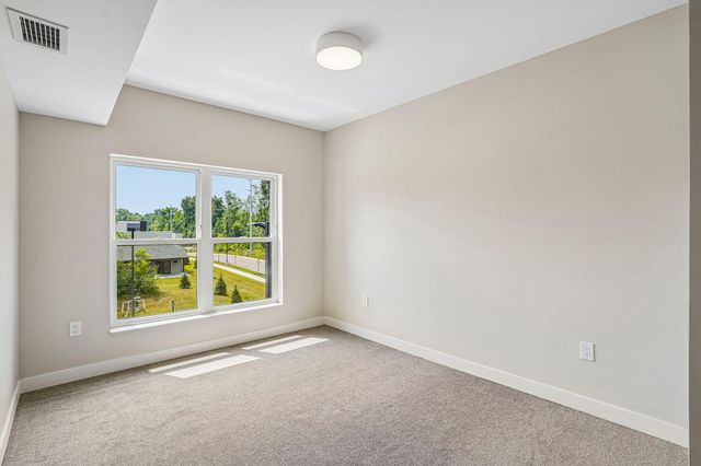 2645 Burton Road 3-3, Ann Arbor, MI 48104