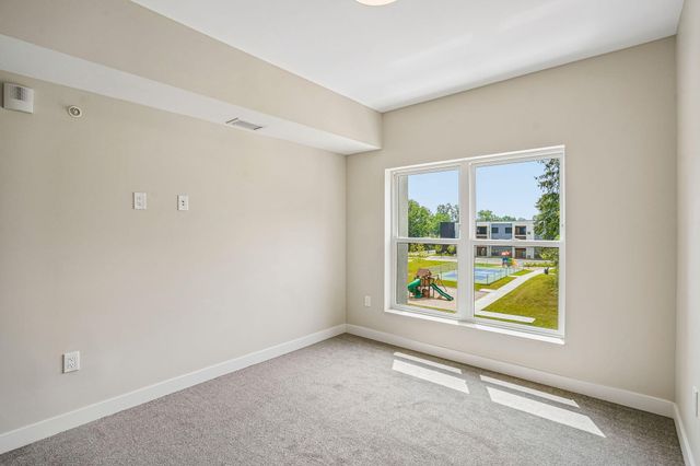 2645 Burton Road 3-3, Ann Arbor, MI 48104