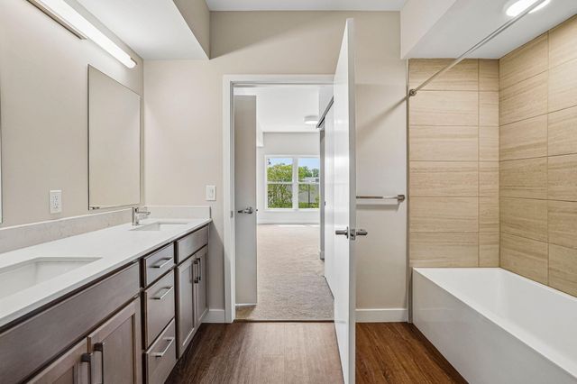 2645 Burton Road 3-3, Ann Arbor, MI 48104
