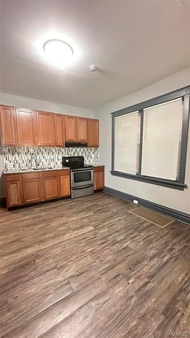 4040 Shreve Avenue A, St Louis, MO 63115