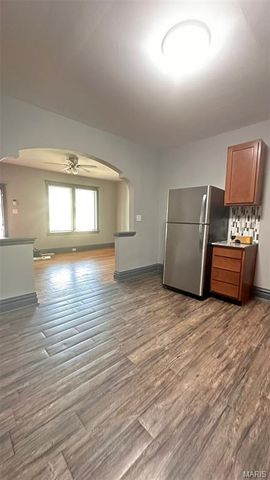 4040 Shreve Avenue A, St Louis, MO 63115