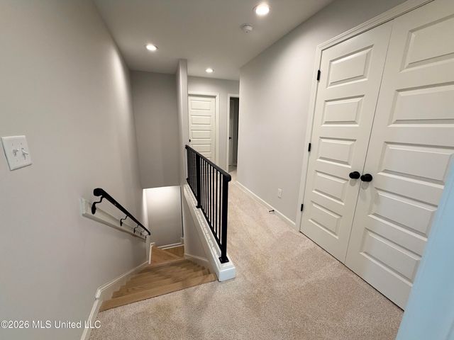 226 Cedar Crest Cove, Byhalia, MS 38611