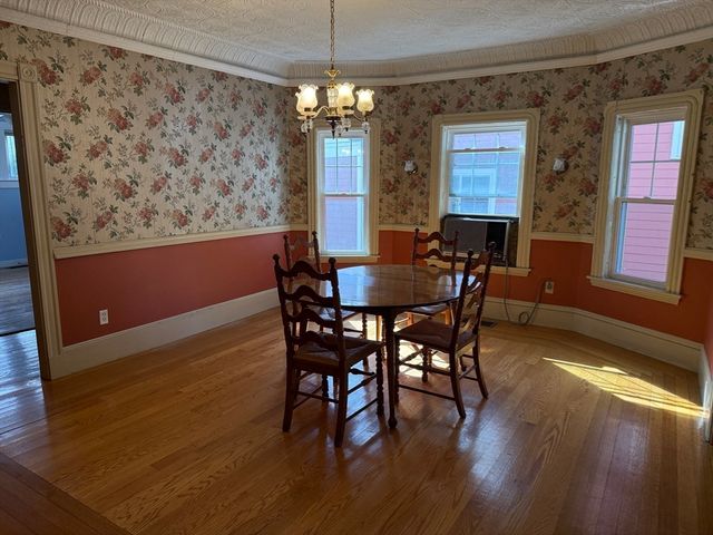 79 Willow Ave, Somerville, MA 02144