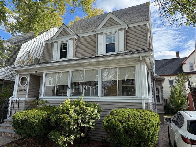 79 Willow Ave, Somerville, MA 02144