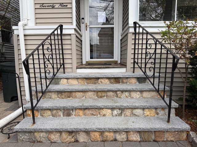 79 Willow Ave, Somerville, MA 02144