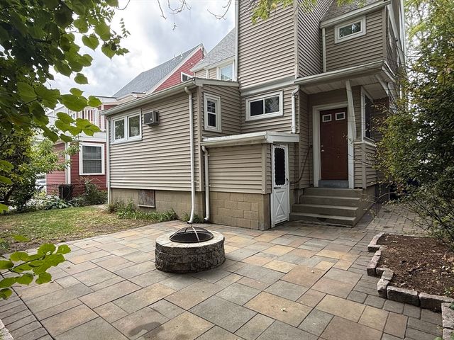 79 Willow Ave, Somerville, MA 02144