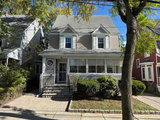 79 Willow Ave, Somerville, MA 02144