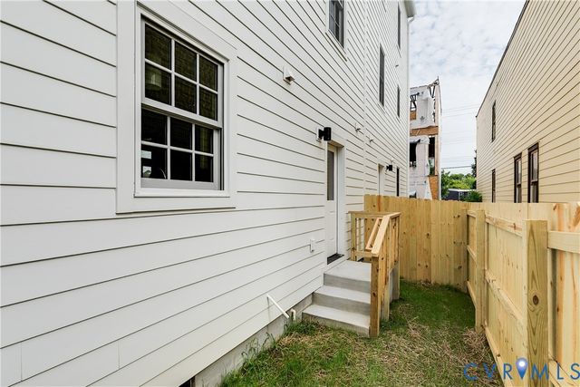 817 N 22nd St, Richmond, VA 23223
