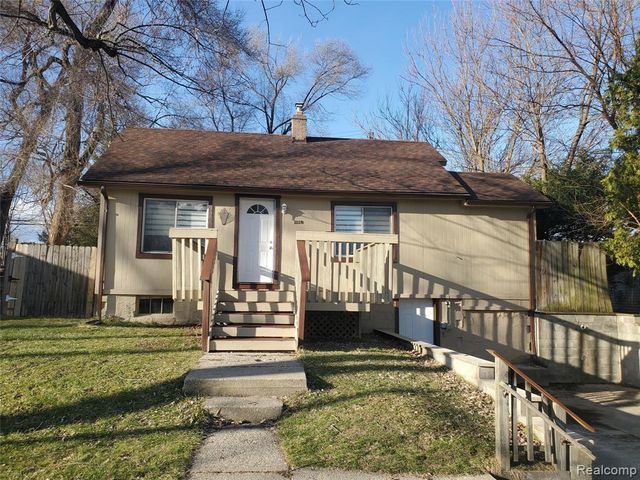 1110 Myrtle Avenue, Waterford, MI 48328