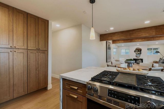 5524 Norwich St, San Diego, CA 92117