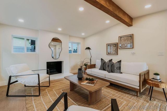 5524 Norwich St, San Diego, CA 92117