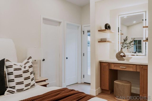 5524 Norwich St, San Diego, CA 92117