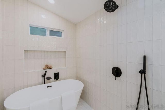 5524 Norwich St, San Diego, CA 92117