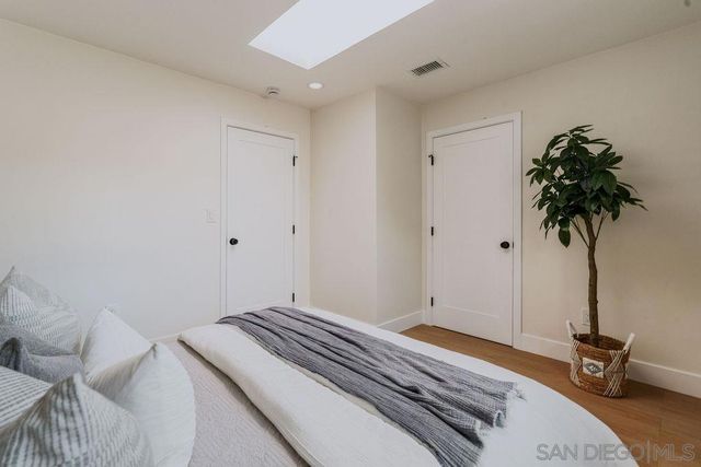 5524 Norwich St, San Diego, CA 92117