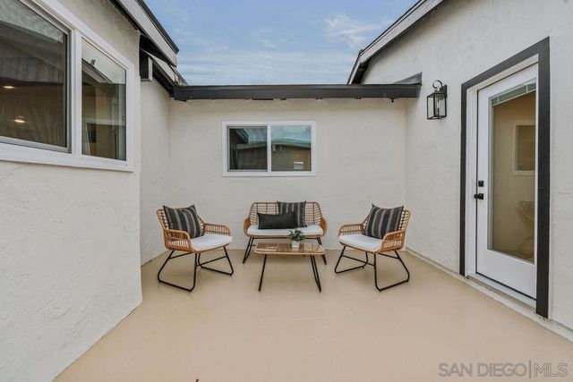 5524 Norwich St, San Diego, CA 92117
