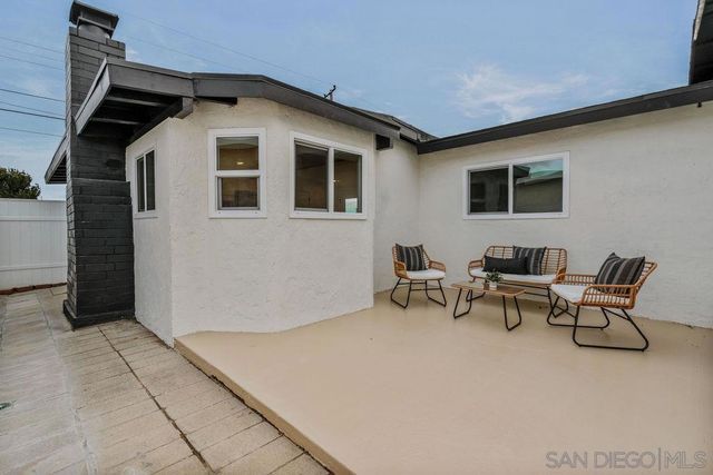 5524 Norwich St, San Diego, CA 92117